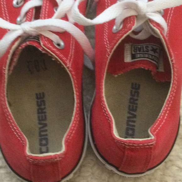 CONVERSE RED LOW TOP ALL STAR UNISEX SNEAKER-Womens 9/Mens 7-excellent condition - Picture 5 of 7
